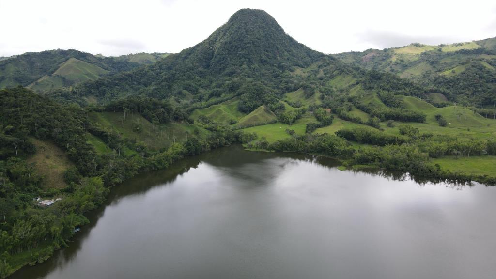 Corpocaldas ordena cierre temporal Laguna San Diego